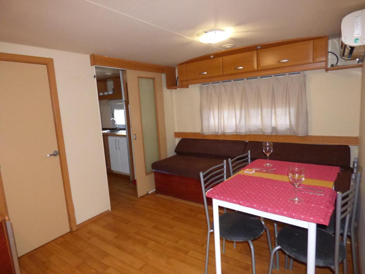 Camping Barraquetes سويكا المظهر الخارجي الصورة